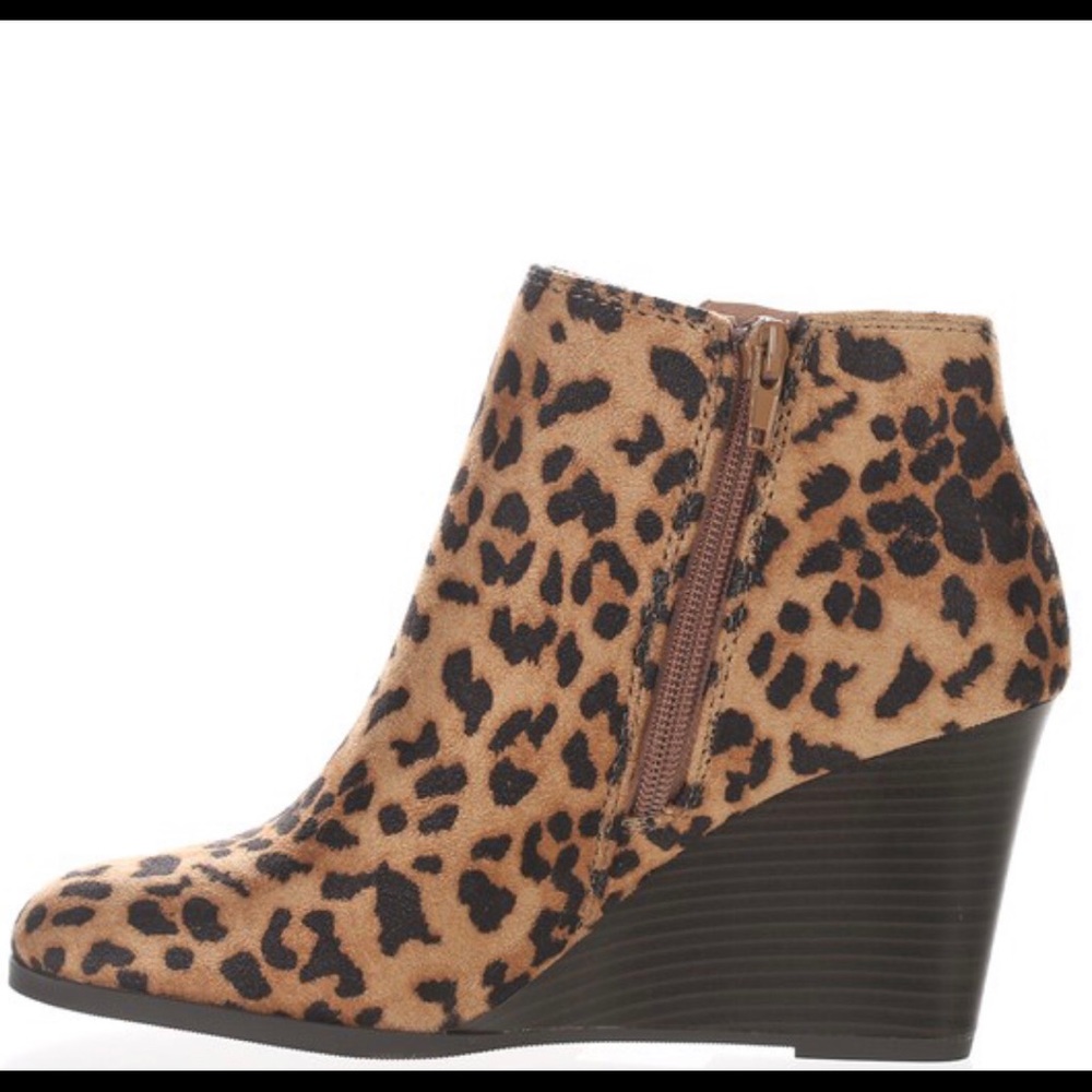 Leopard Booties!!
